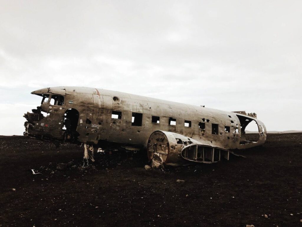 Sonhar com queda de avião